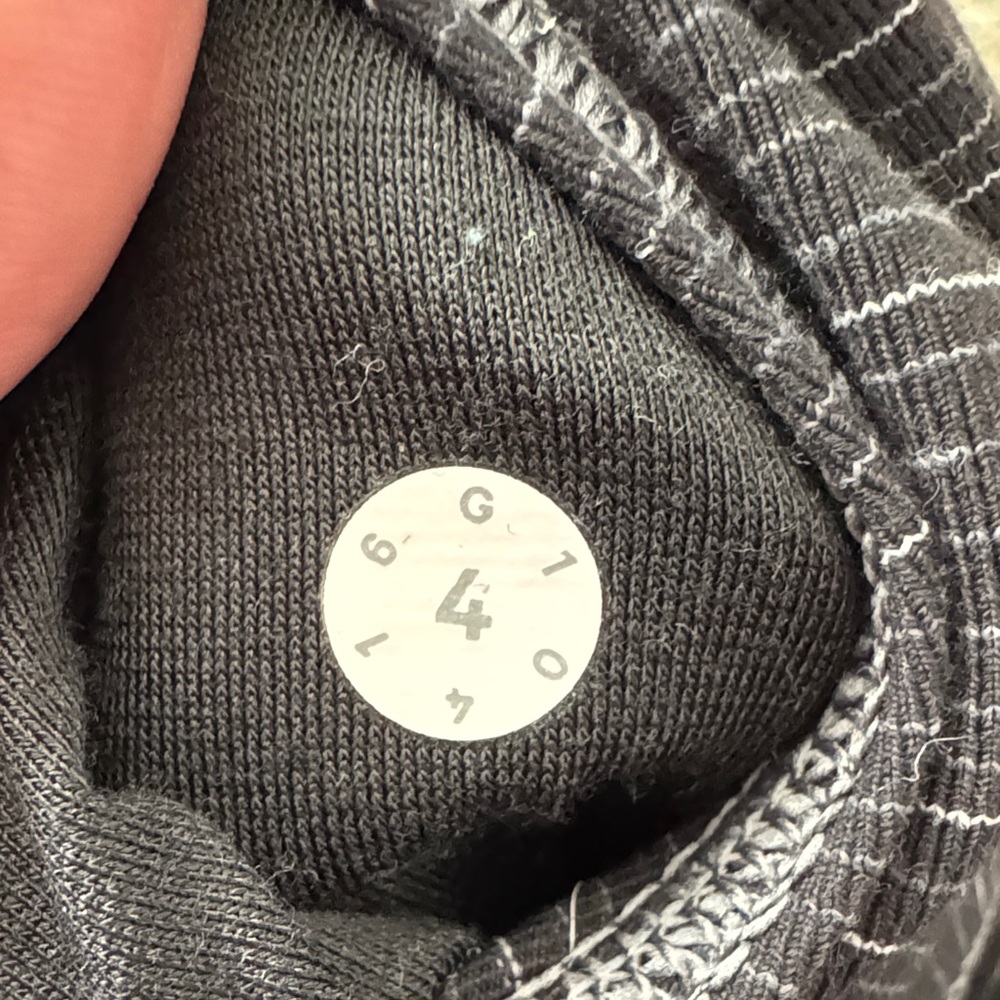 lululemon athletica Gradient Black to Gray/White Leggings - Picture 3 of 5